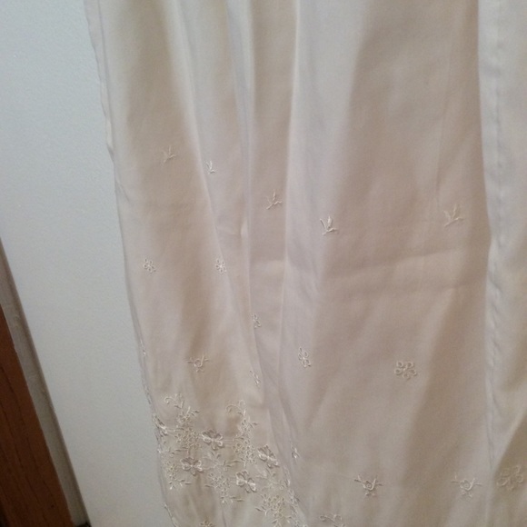 Vintage Val Modi 1/2 eyelet lace slip - Picture 4 of 8